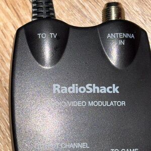 RadioShack Audio/Video Modulator. Box Ak